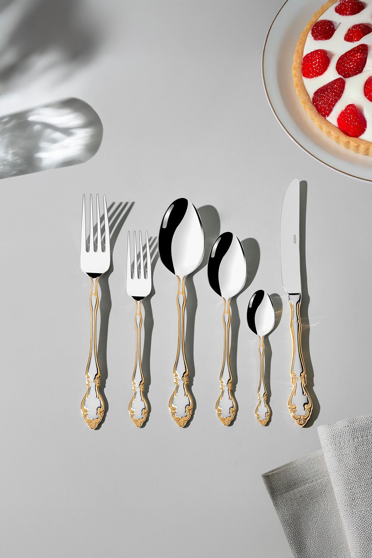 Adriana Altın Sade 6 Kişilik 36 Parça Kutulu Çatal Kaşık Bıçak Takımı