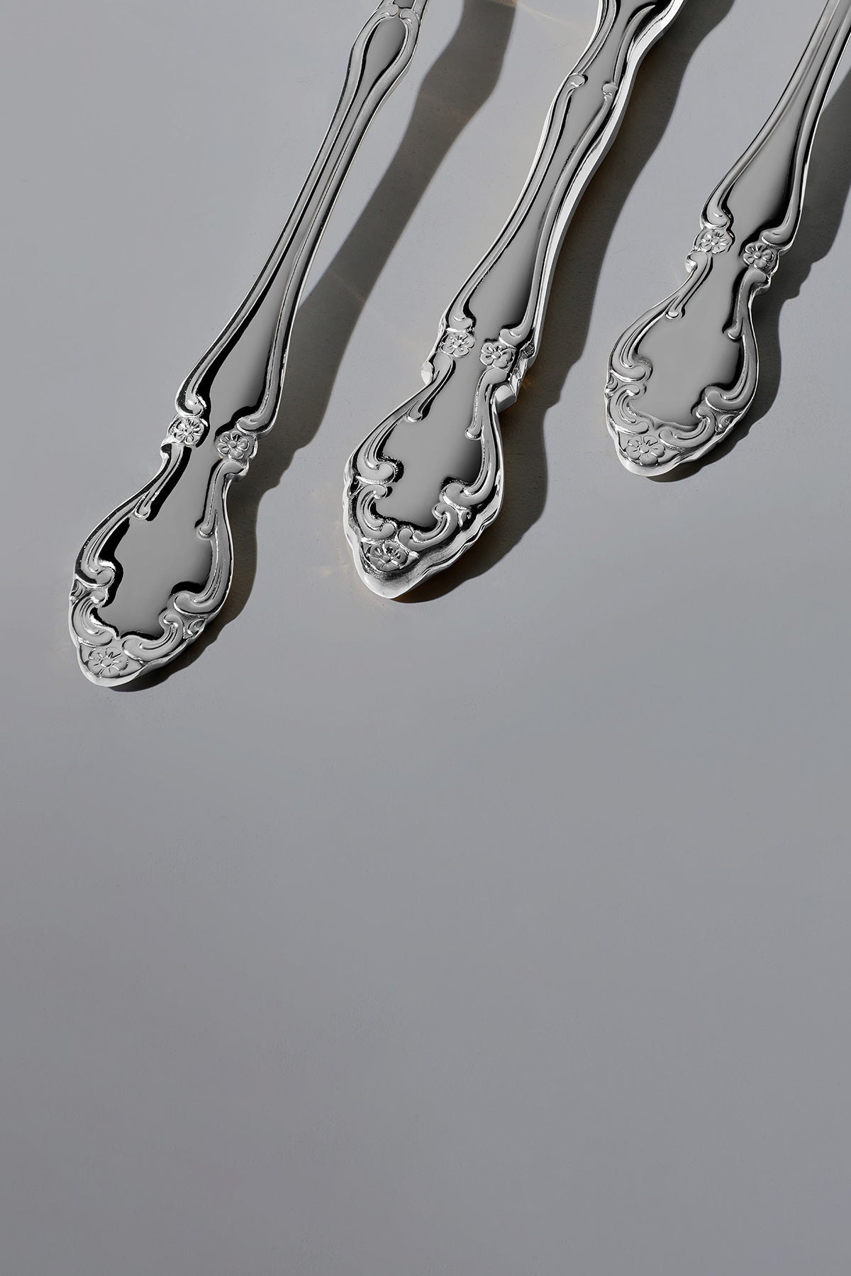 Adriana Saten 12 Kişilik 89 Parça Kutulu Çatal Kaşık Bıçak Takımı