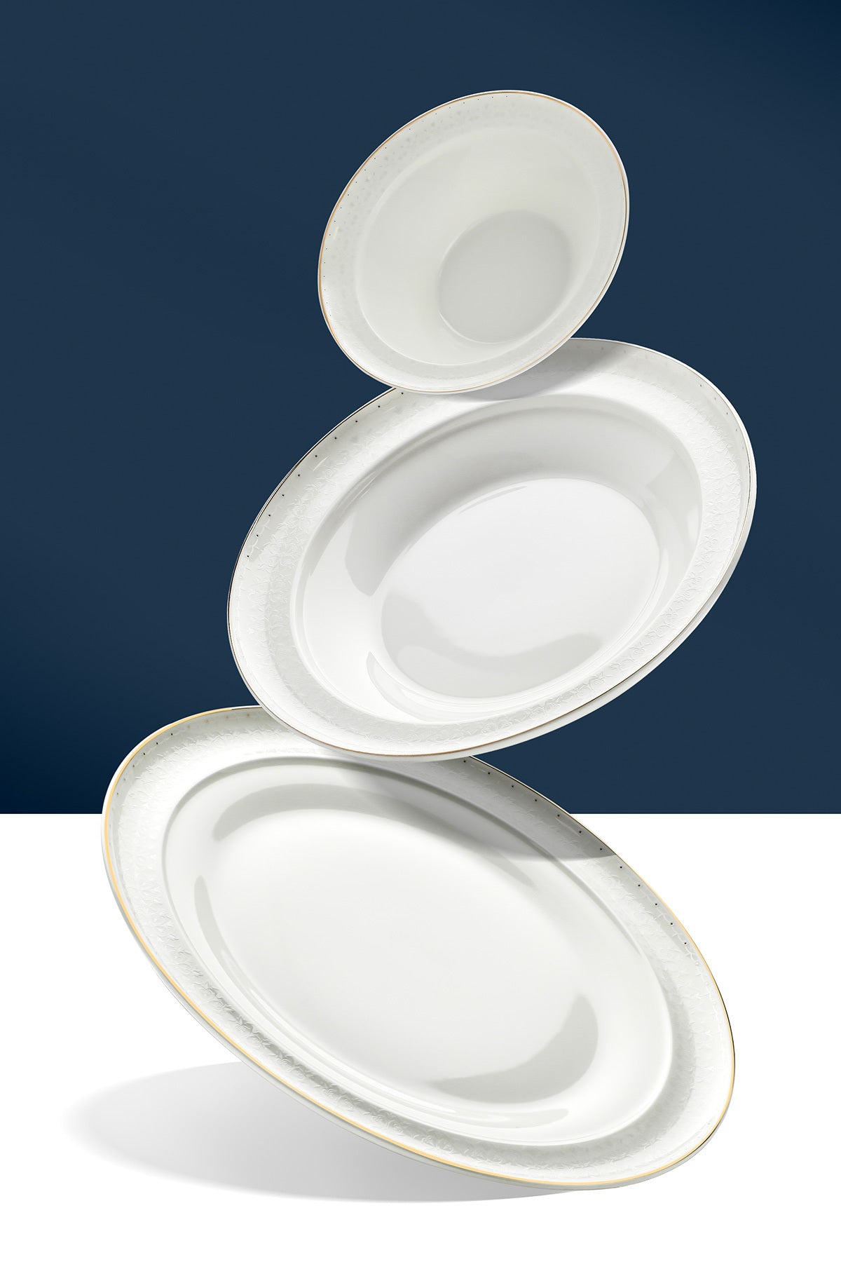 Camelia 28-Piece Gold-Gilded Porcelain Dinner Set