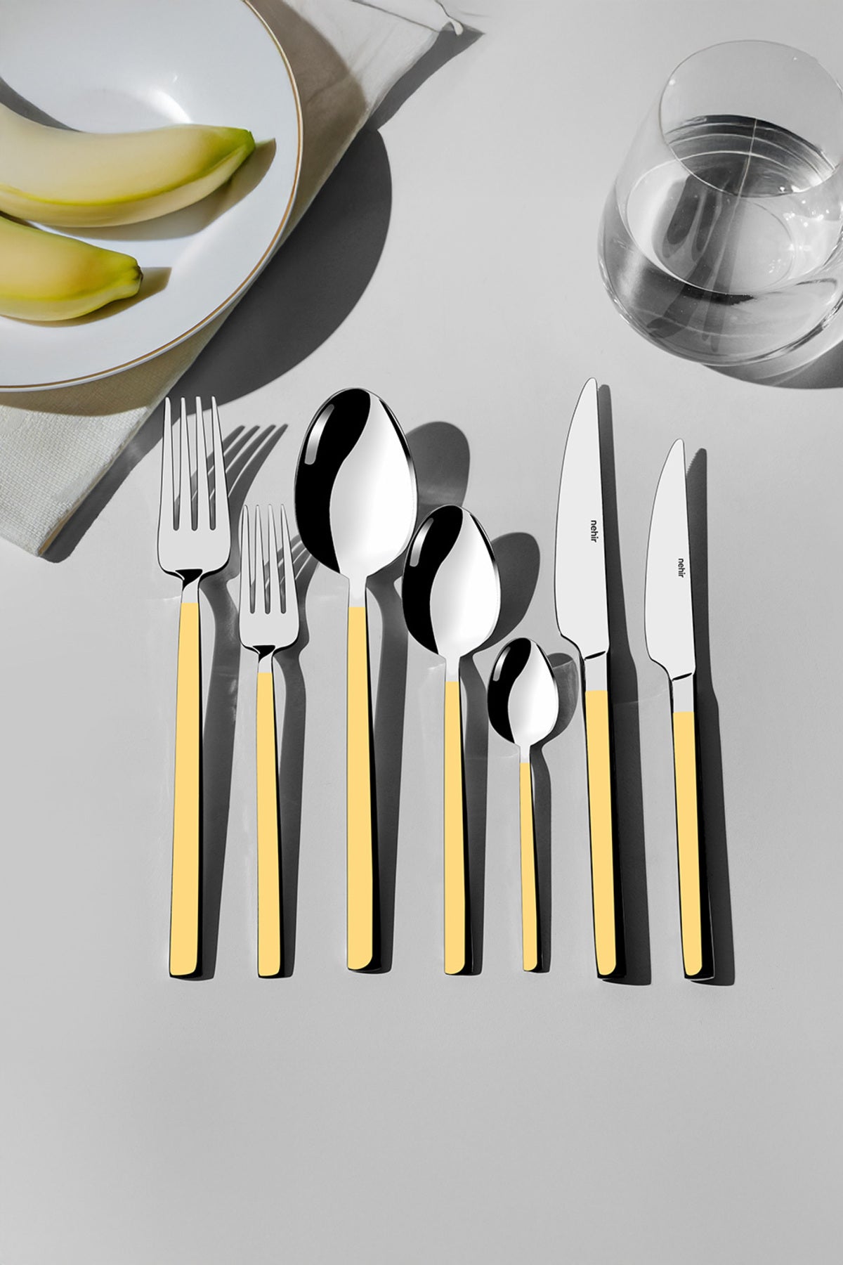 Dalyan Gold Plain 12 Person 89 Piece Cutlery Set with Leather Box