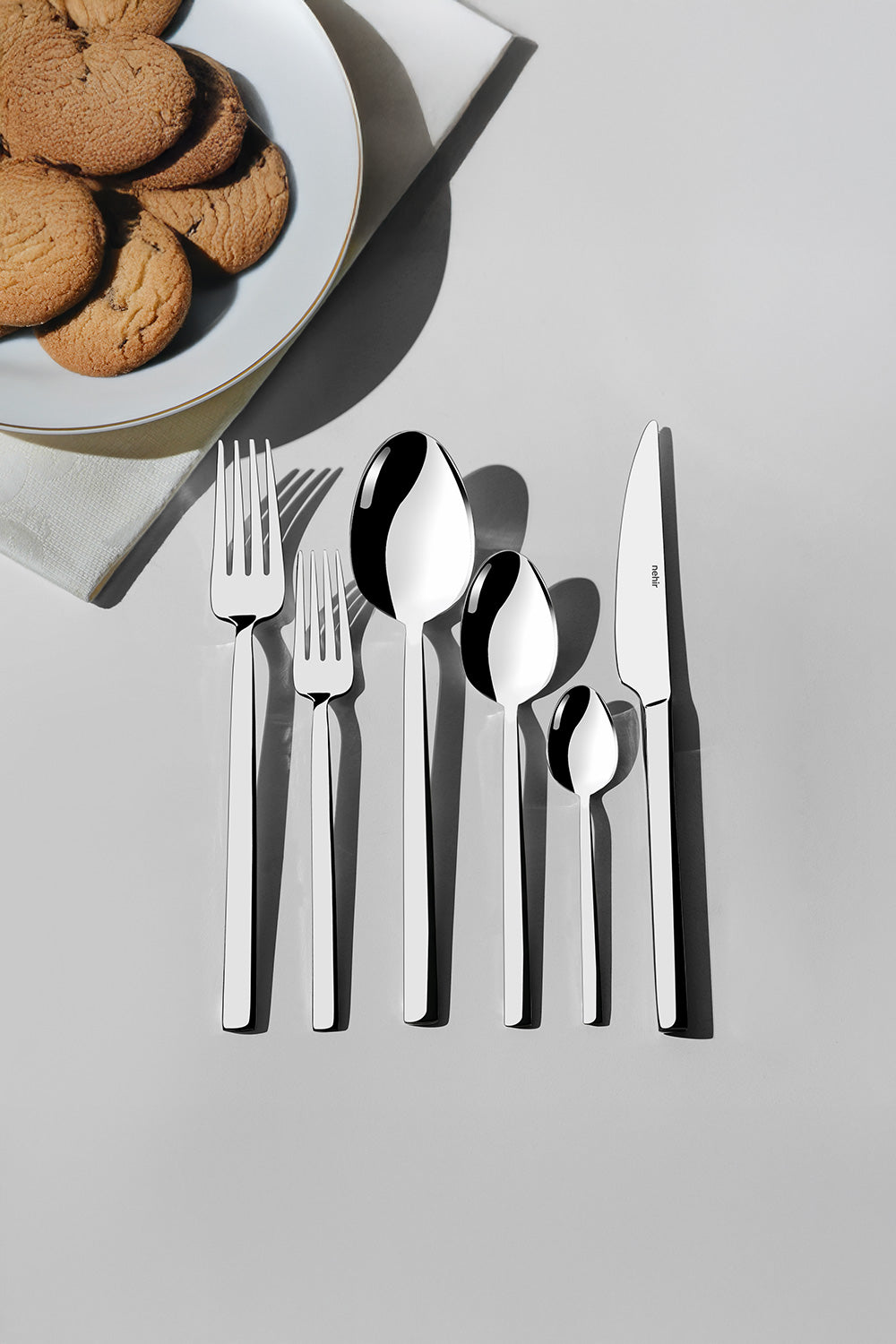 Dalyan Plain 12 Person 72 Piece Boxed Cutlery Set