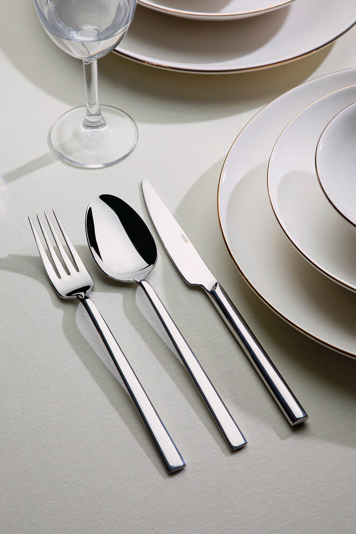 Dalyan Sade 12 Kişilik 84 Parça Deri Kutulu Çatal Kaşık Bıçak Takımı