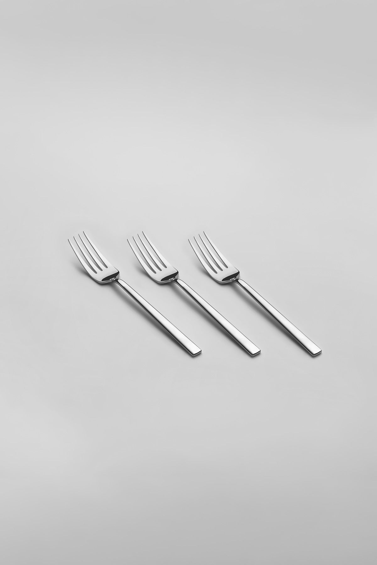 Dalyan Saten 12 Kişilik 89 Parça Deri Kutulu Çatal Kaşık Bıçak Takımı