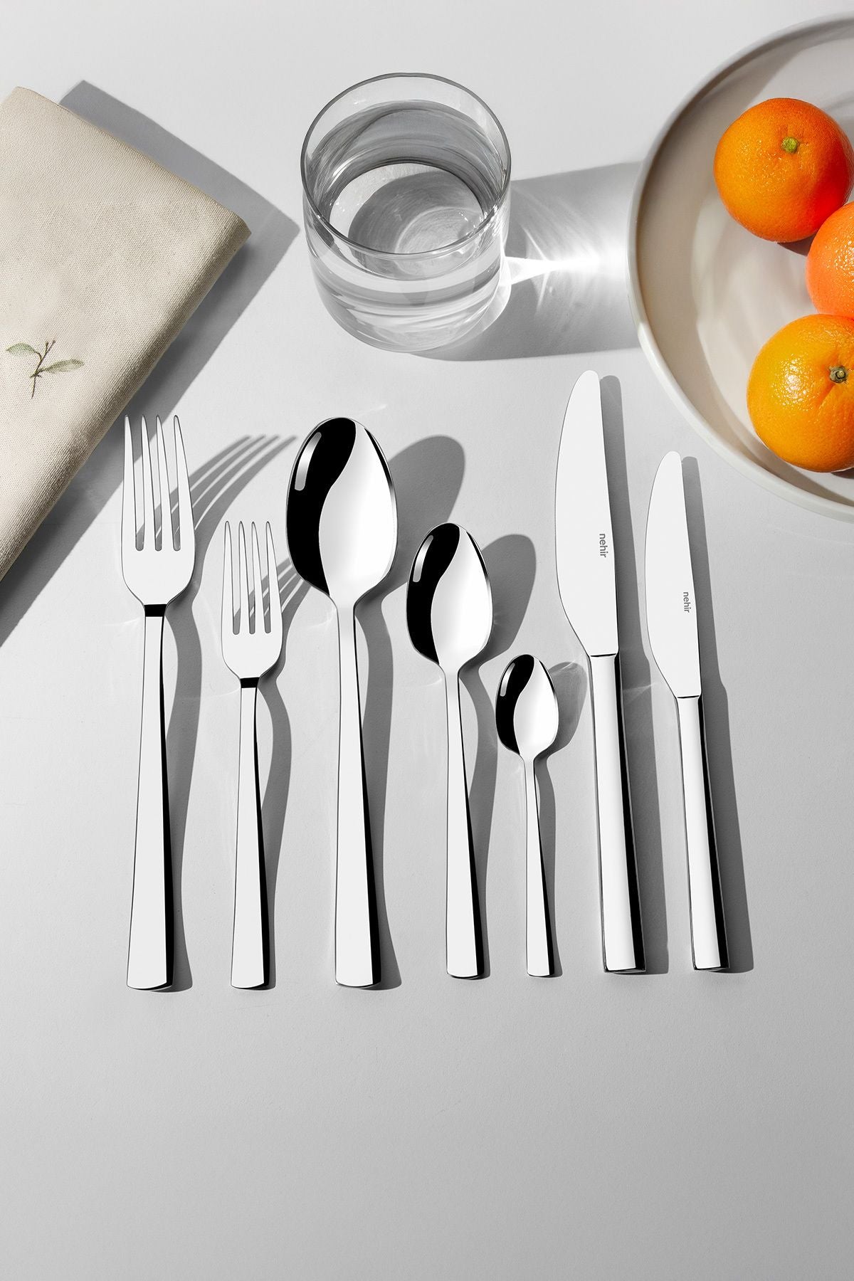 Deniz Sade 12 Person 89 Piece Leather Boxed Cutlery Set