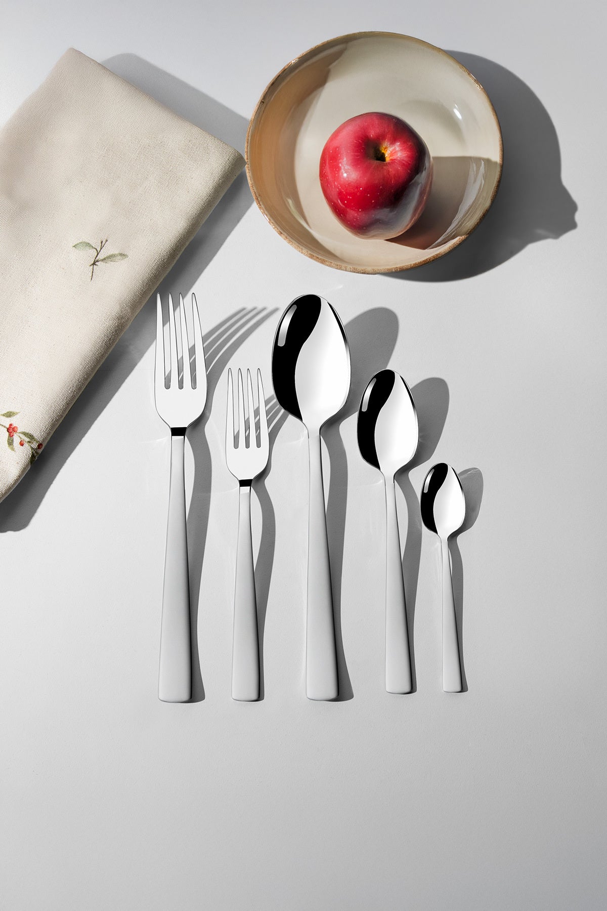 Deniz Satin 6 Person 30 Piece Boxed Cutlery Set