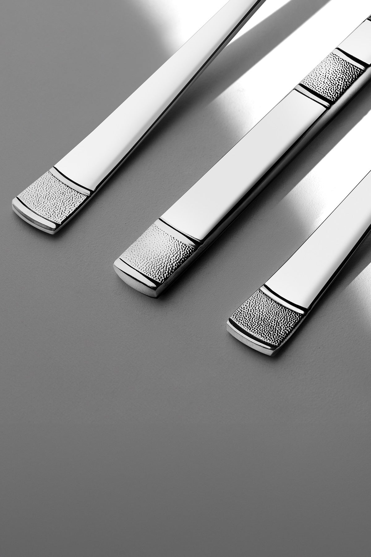 Dila Sade 12 Person 72 Piece Boxed Cutlery Set