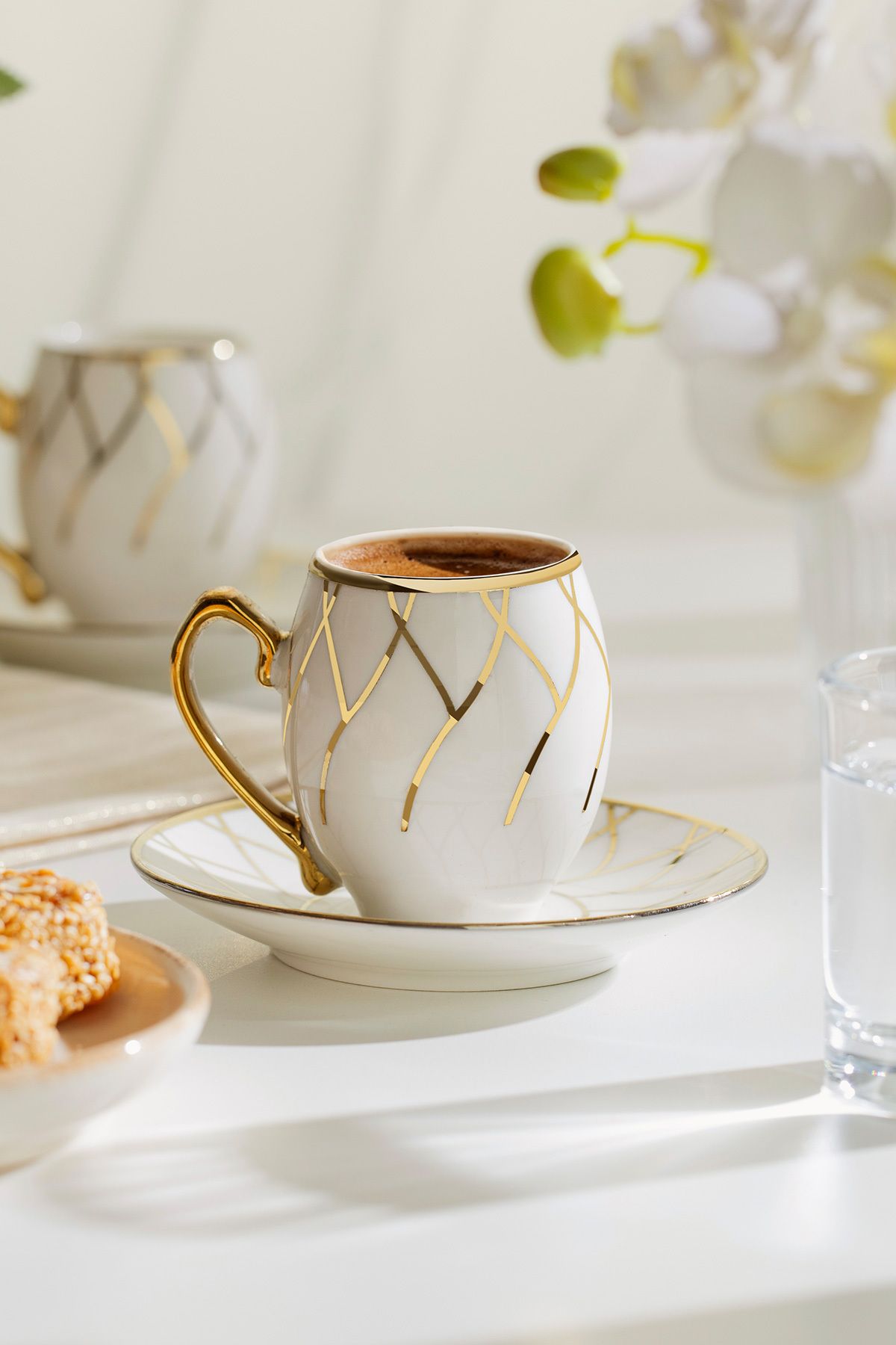 Dora 12-Piece Porcelain Coffee Cup Set for 6 People