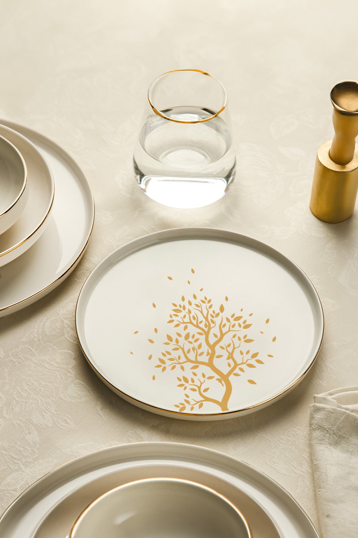 Duru 24 Piece Tree of Life Porcelain Dinner Set for 6 People