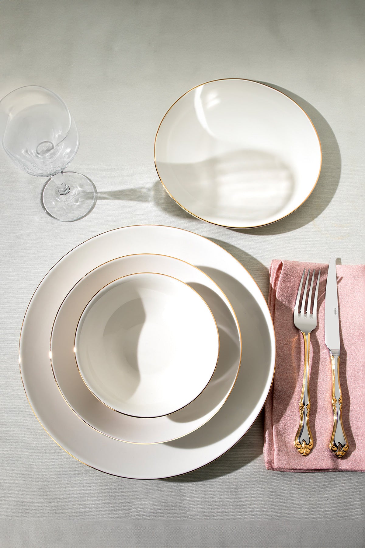 Duru 24-Piece Porcelain Dinner Set for 6 People