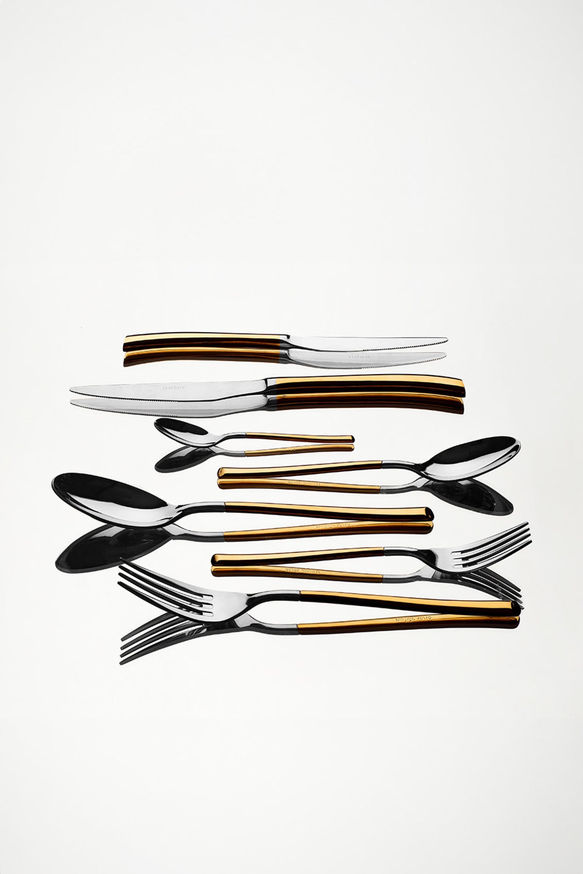 Elegance Gold Plain 12 Person 84 Piece Boxed Cutlery Set