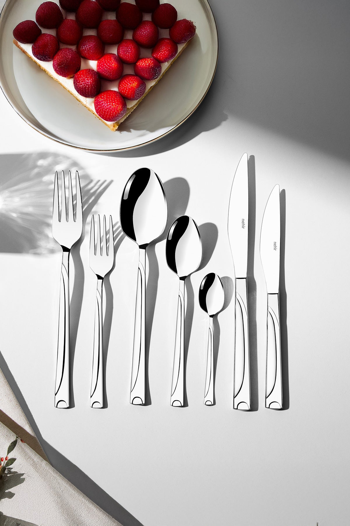 Fiesta Sade 12 Kişilik 89 Parça Kutulu Çatal Kaşık Bıçak Takımı