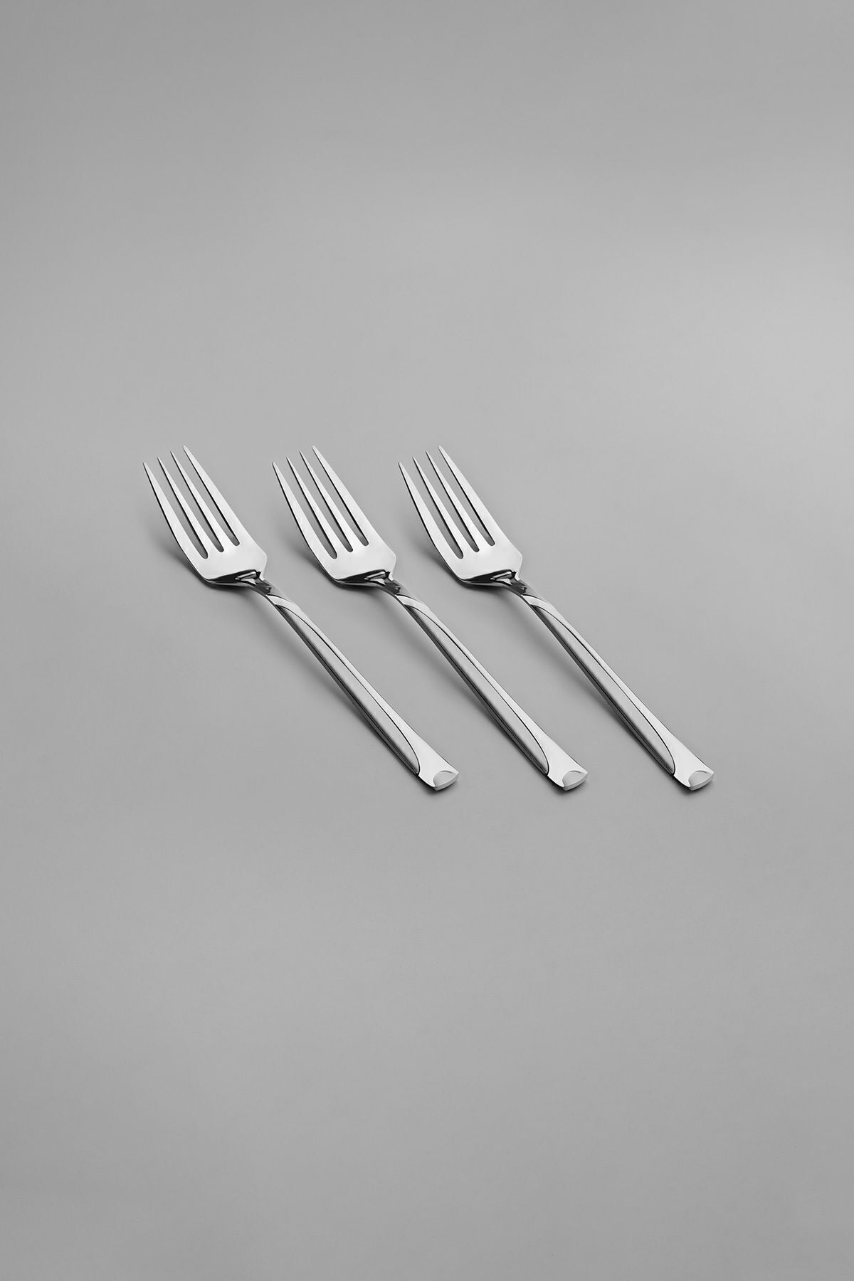 Fiesta Satin 12 Person 60 Piece Boxed Cutlery Set