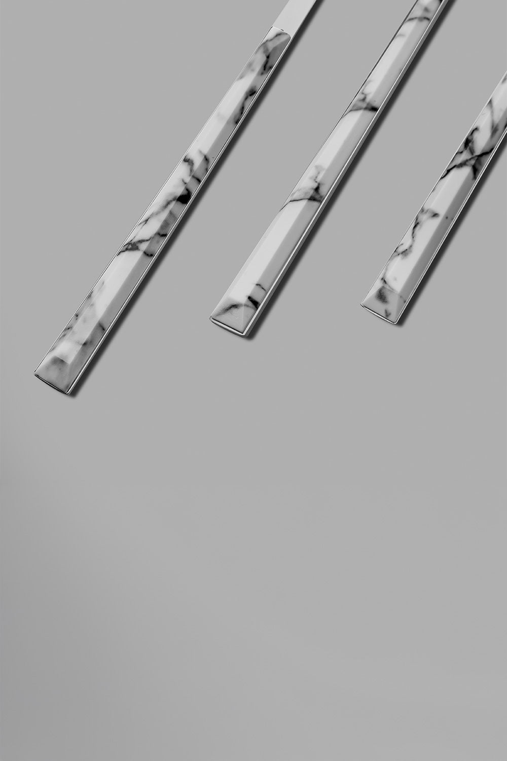 Flora Beyaz 6 Kişilik Desenli 30 Parça Kutulu Çatal Kaşık Bıçak Takımı