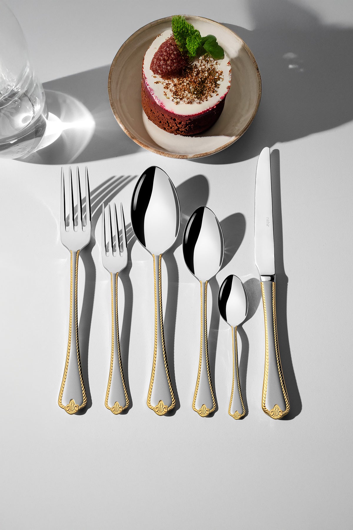 Fulya Altın Saten 6 Kişilik 36 Parça Kutulu Çatal Kaşık Bıçak Takımı