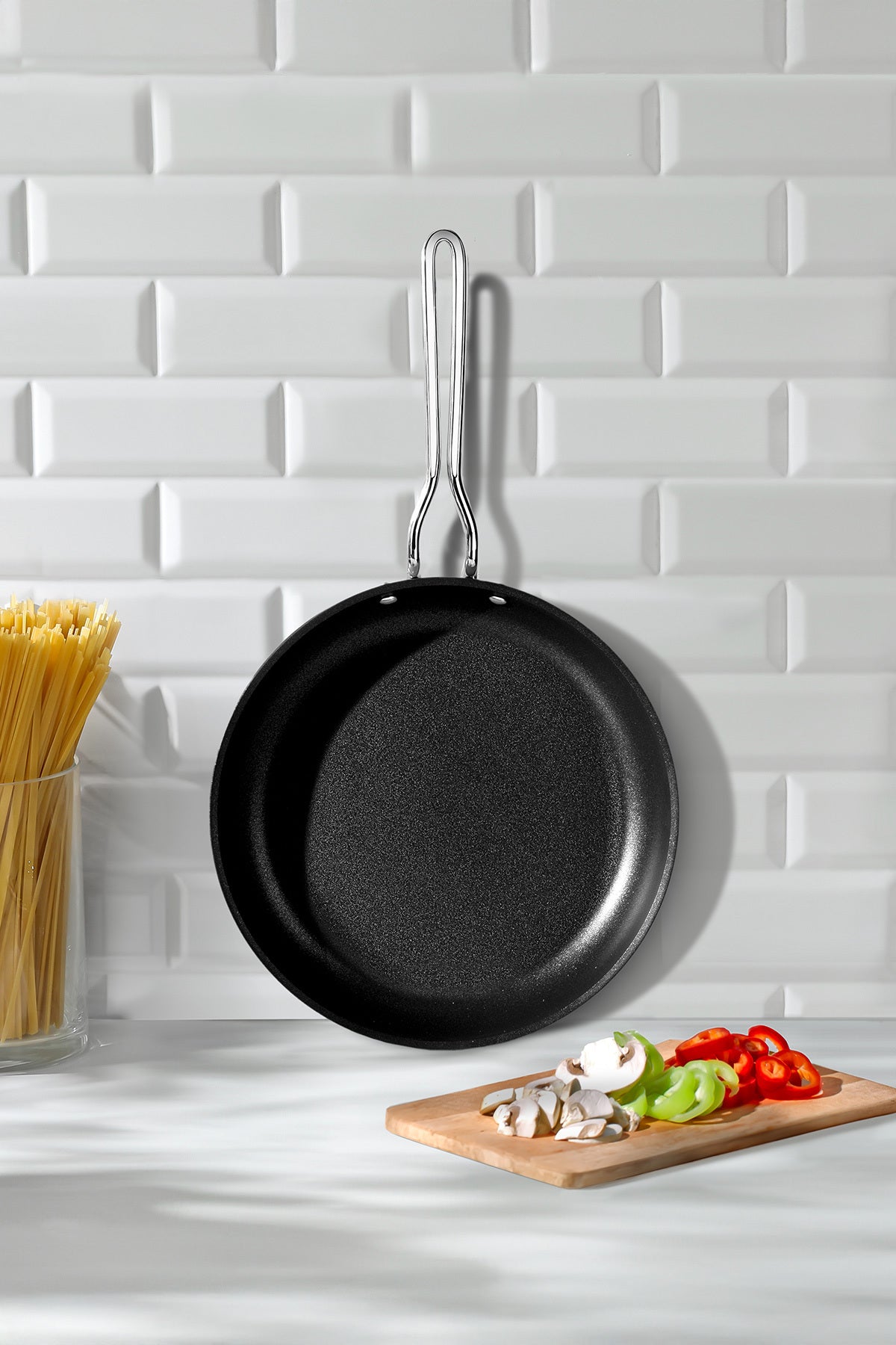 Galaxy Titanium Black 24 cm Frying Pan