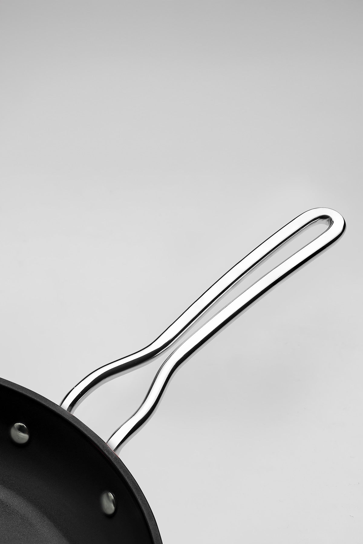 Galaxy Titanium Black 24 cm Frying Pan