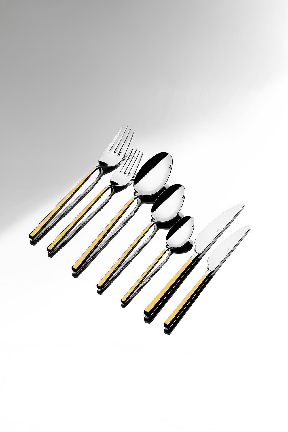 Gloria Gold Plain 12 Person 84 Piece Cutlery Set with Leather Box