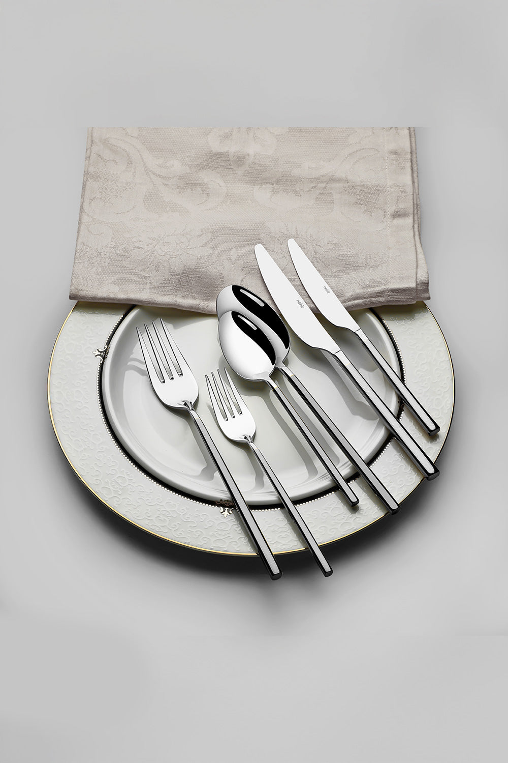 Gloria Saten 12 Kişilik 84 Parça Deri Kutulu Çatal Kaşık Bıçak Takımı