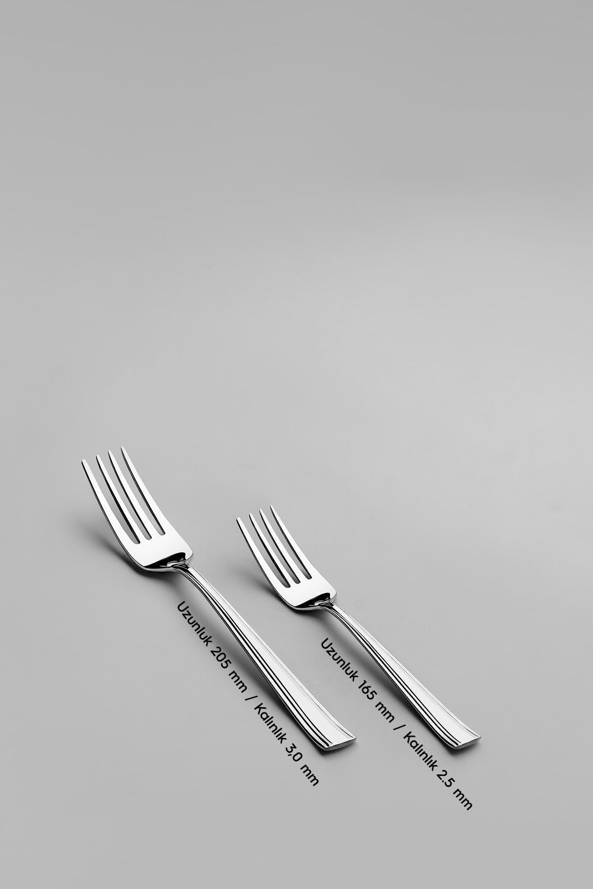 Katre Plain 12 Person 84 Piece Leather Boxed Cutlery Set