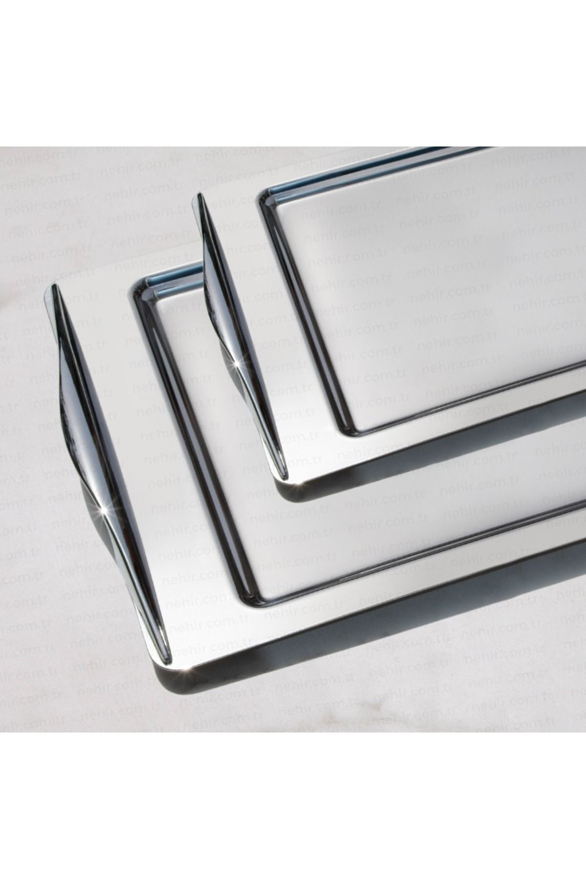 Kuzey Sade 2 Piece Boxed Tray Set