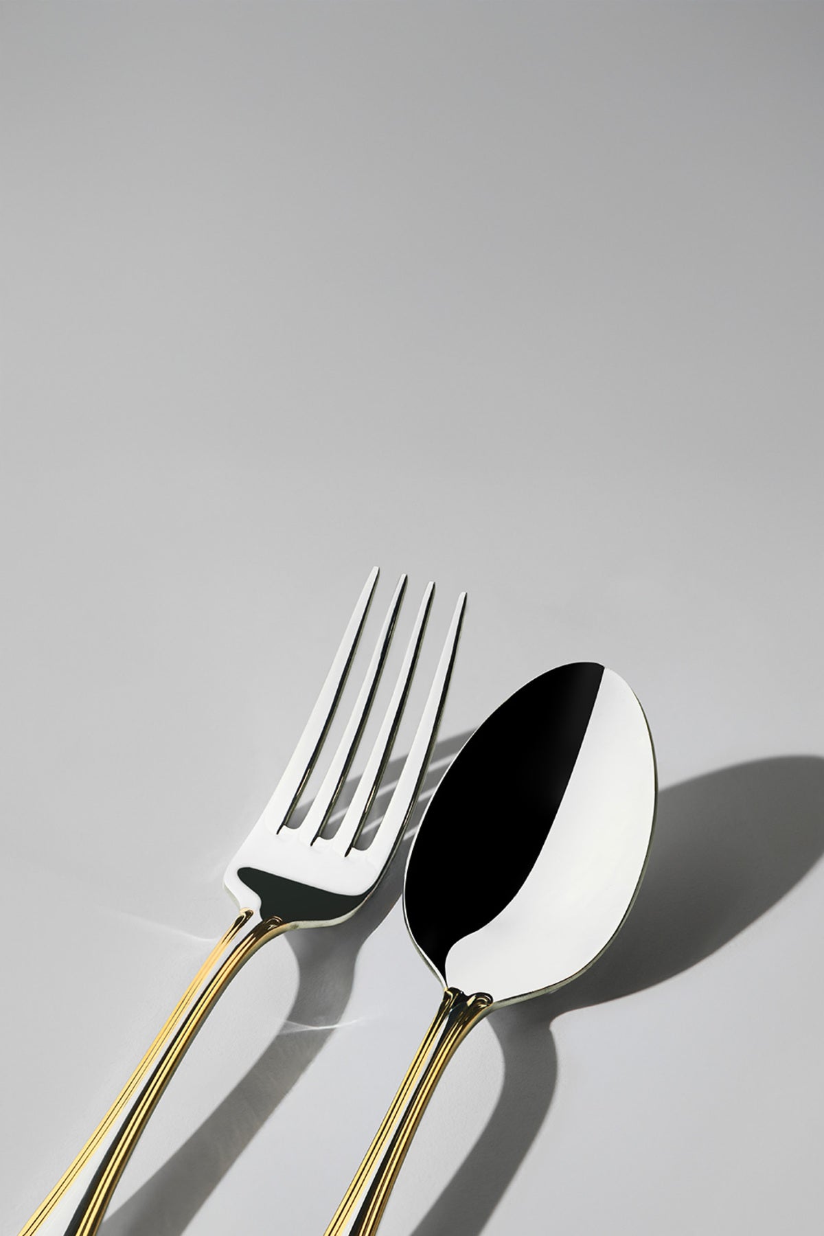 Lalezar Gold Plain 30 Piece Boxed Cutlery Set for 6 People