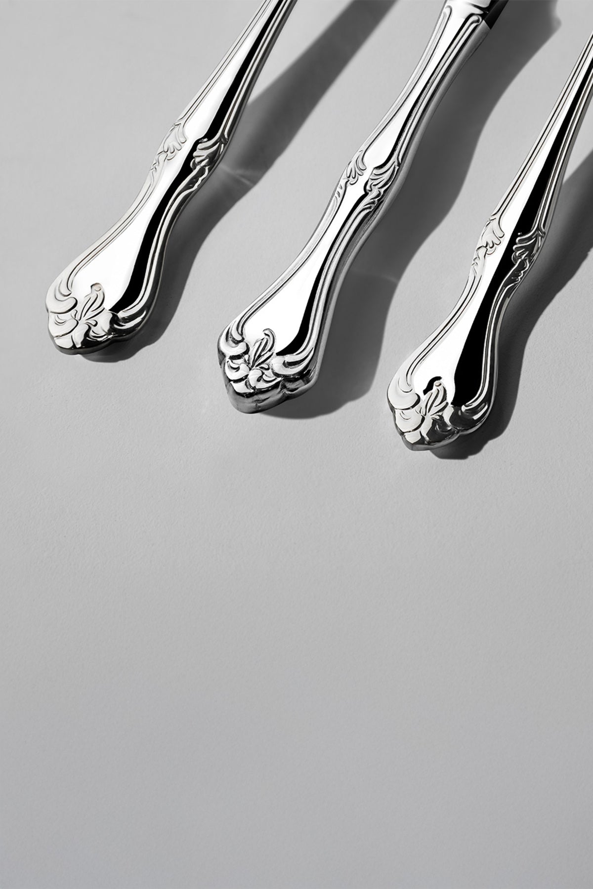 Lalezar Plain 12 Person 84 Piece Boxed Cutlery Set