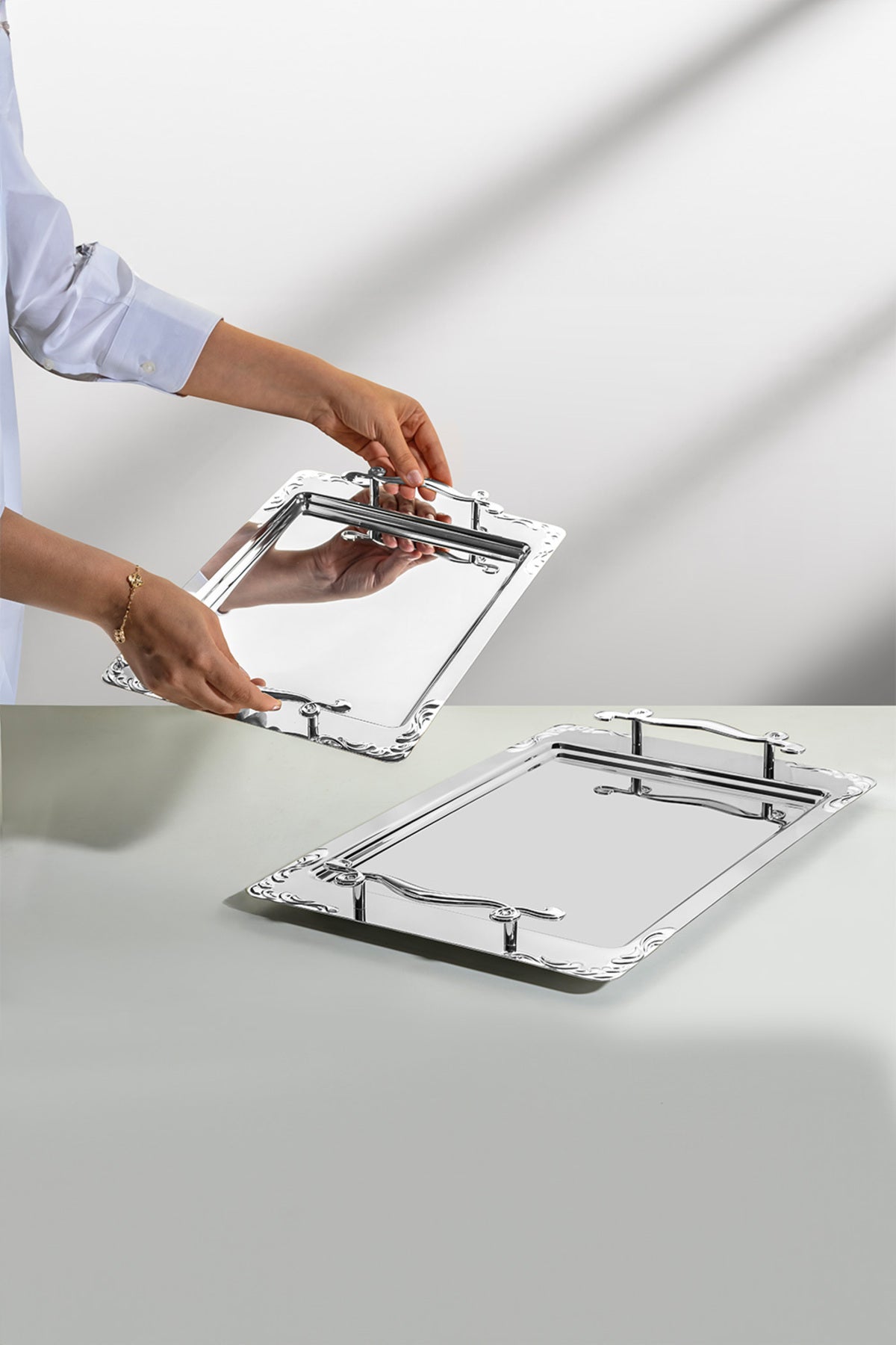 Lalezar Sade Set of 2 Steel Trays