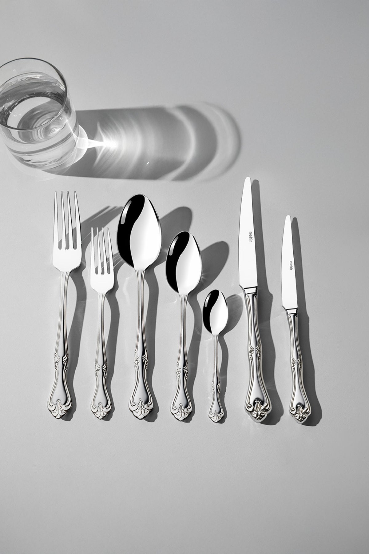 Lalezar Satin 12 Person 89 Piece Boxed Cutlery Set