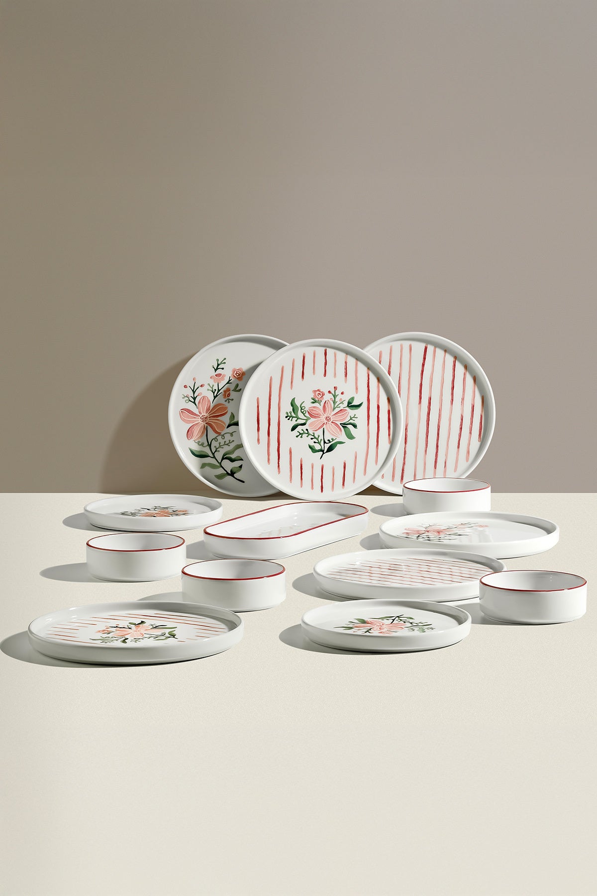 Line Flowers 6 Kişilik 13 Parça Seramik Kahvaltı Takımı
