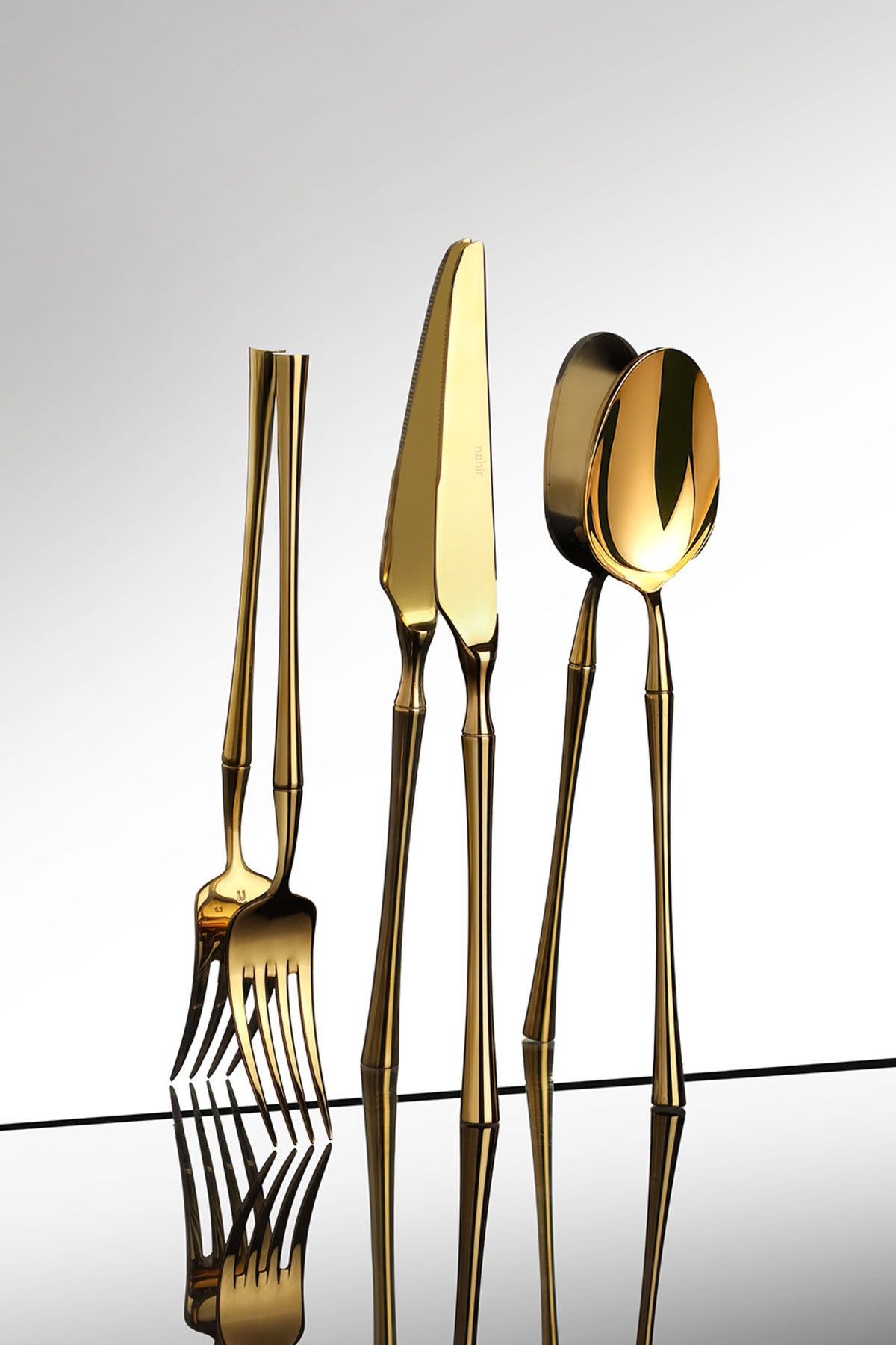 Marbella Full Gold 12 Person 84 Piece Boxed Cutlery Set