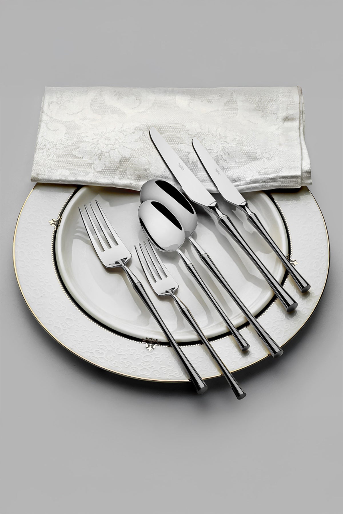 Marbella Satin 12 Person 84 Piece Cutlery Set with Leather Box