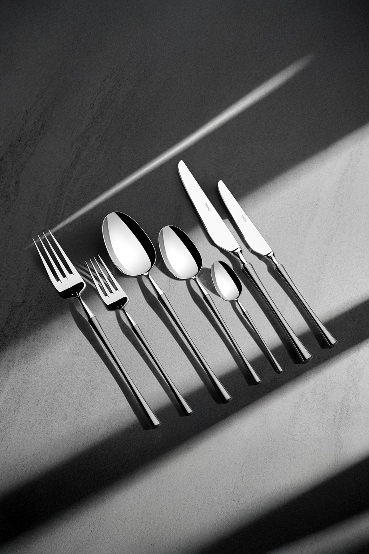 Marbella Satin 12 Person 84 Piece Cutlery Set with Leather Box