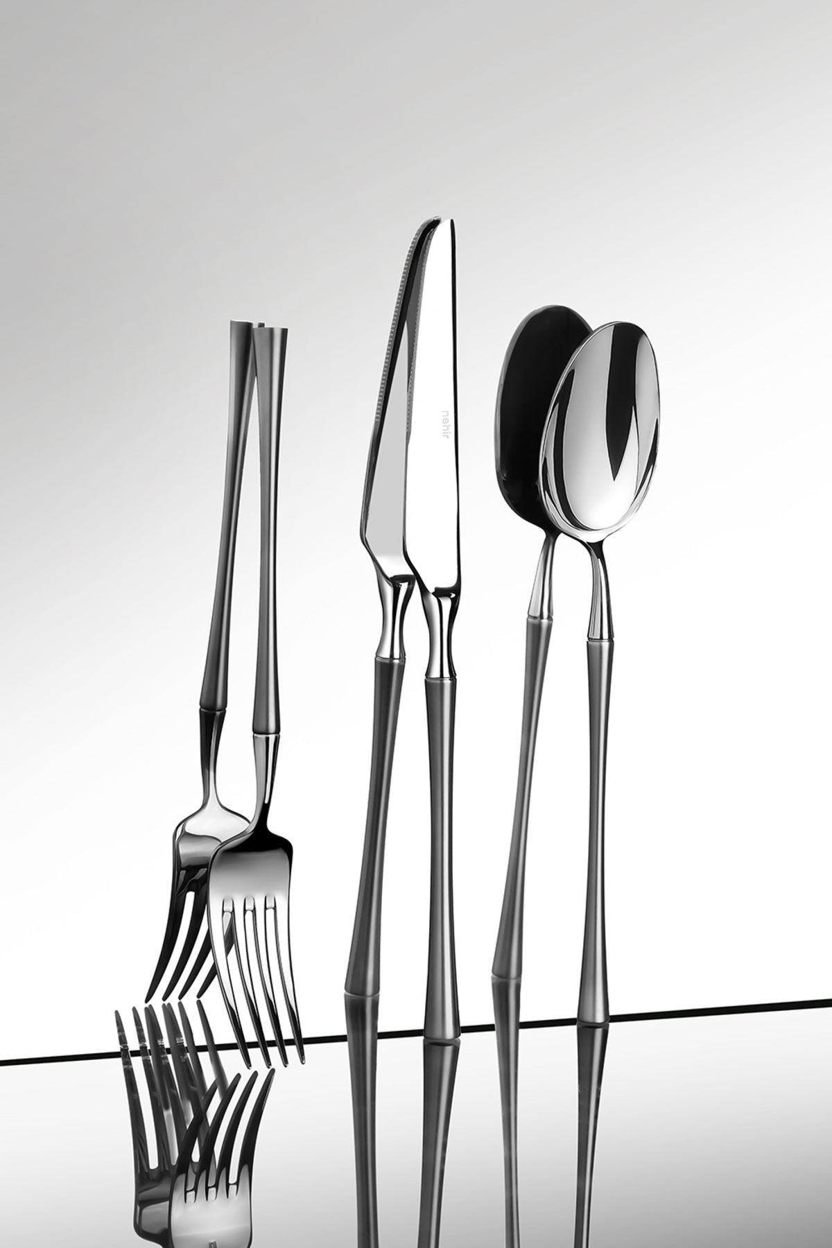 Marbella Satin 12 Person 84 Piece Boxed Cutlery Set