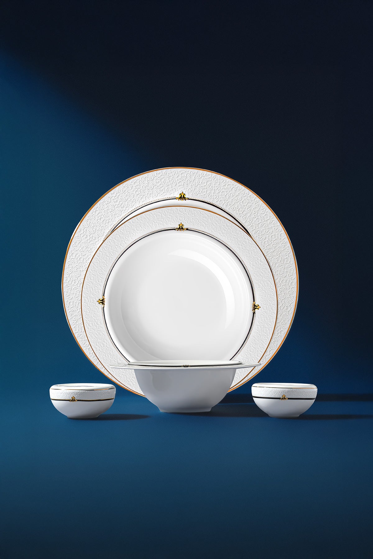 Margaret Black Dream 57-Piece Porcelain Dinner Set