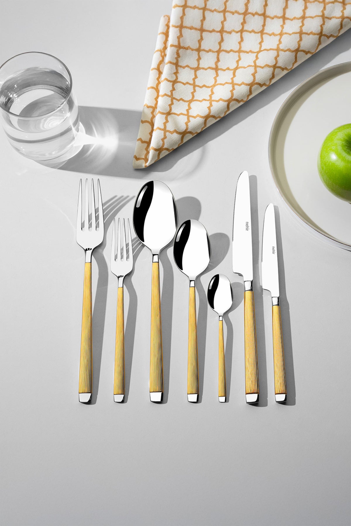 Maria Gold Plain 12 Person 84 Piece Boxed Cutlery Set