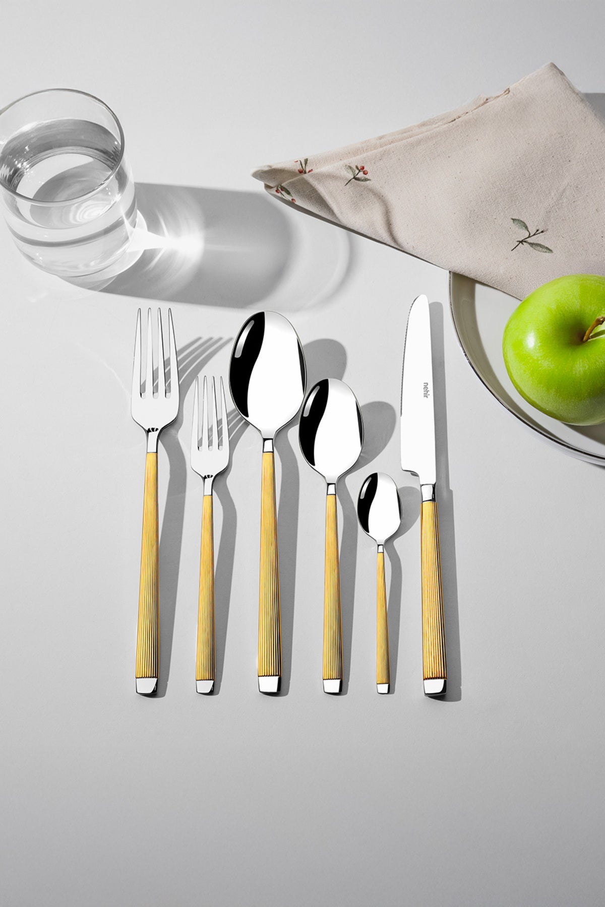 Maria Gold Plain 36 Piece Boxed Cutlery Set for 6 People