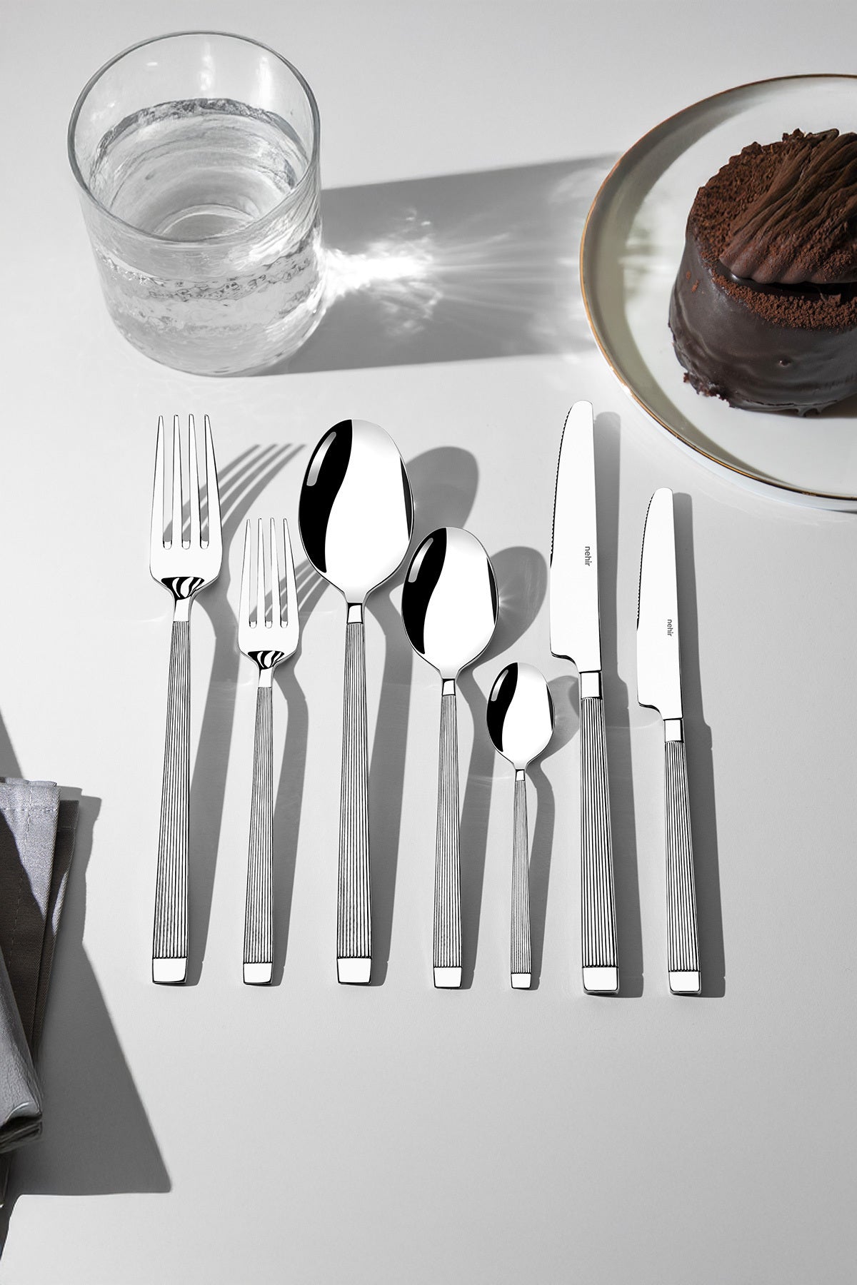 Maria Sade 12 Person 84 Piece Boxed Cutlery Set