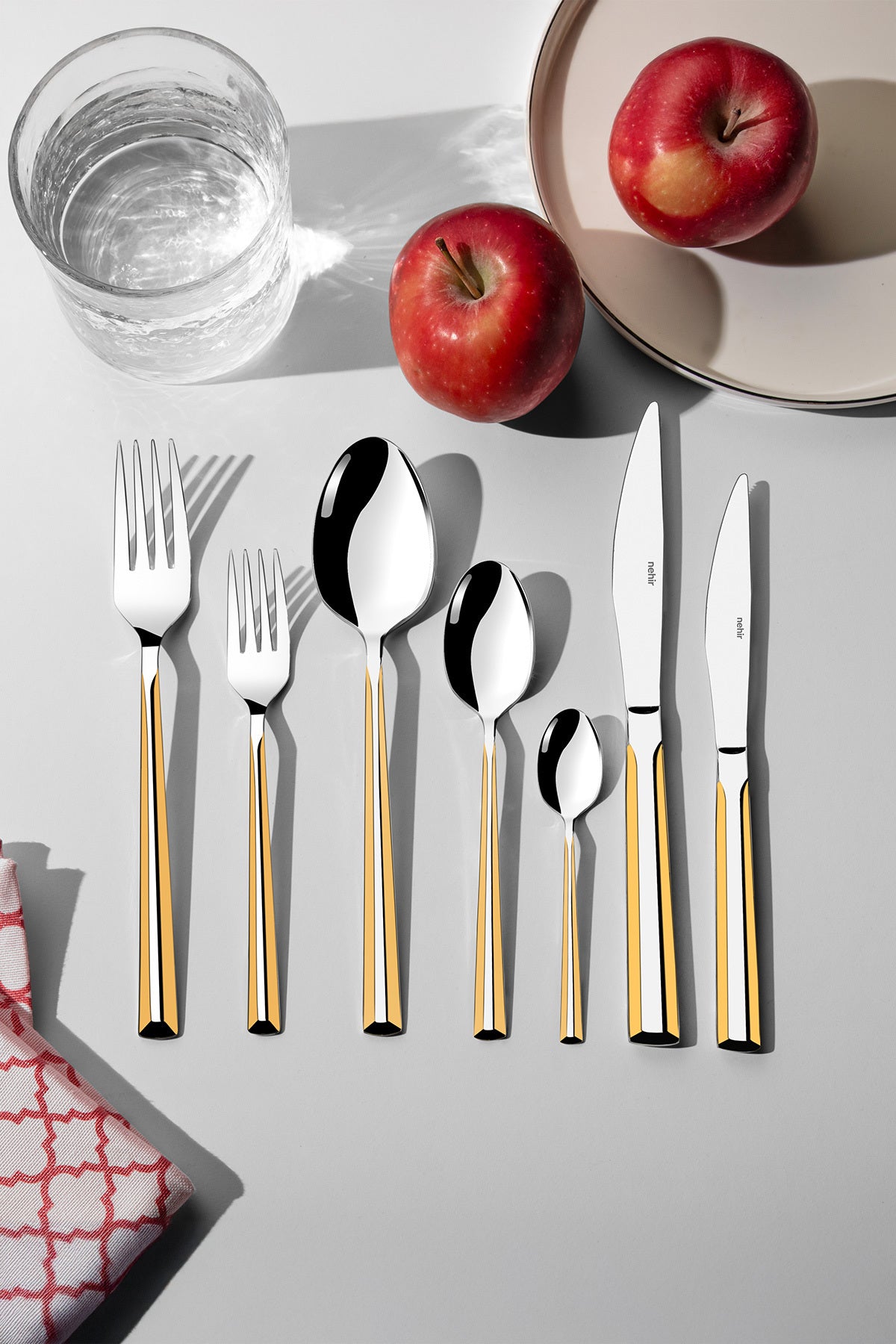 Milano Gold Plain 12 Person 89 Piece Boxed Cutlery Set