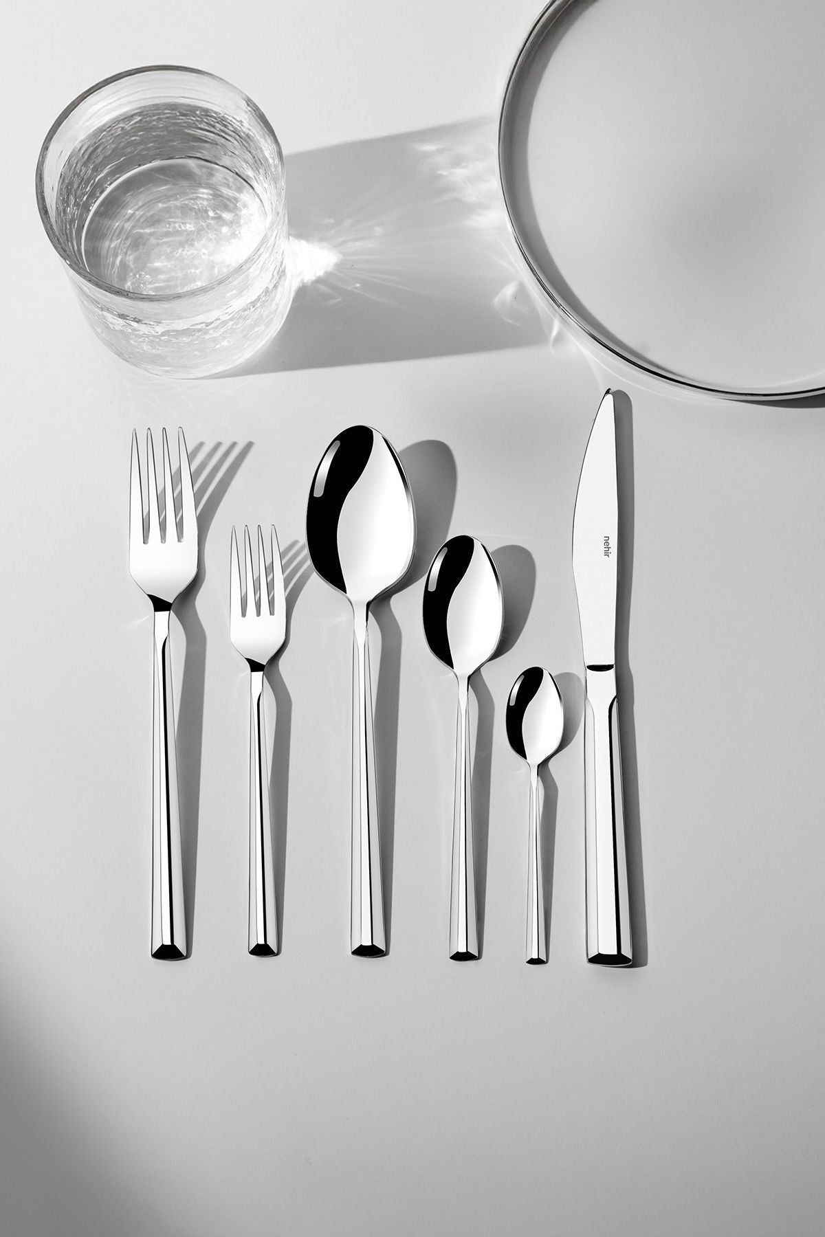 Milano Plain 12 Person 72 Piece Boxed Cutlery Set