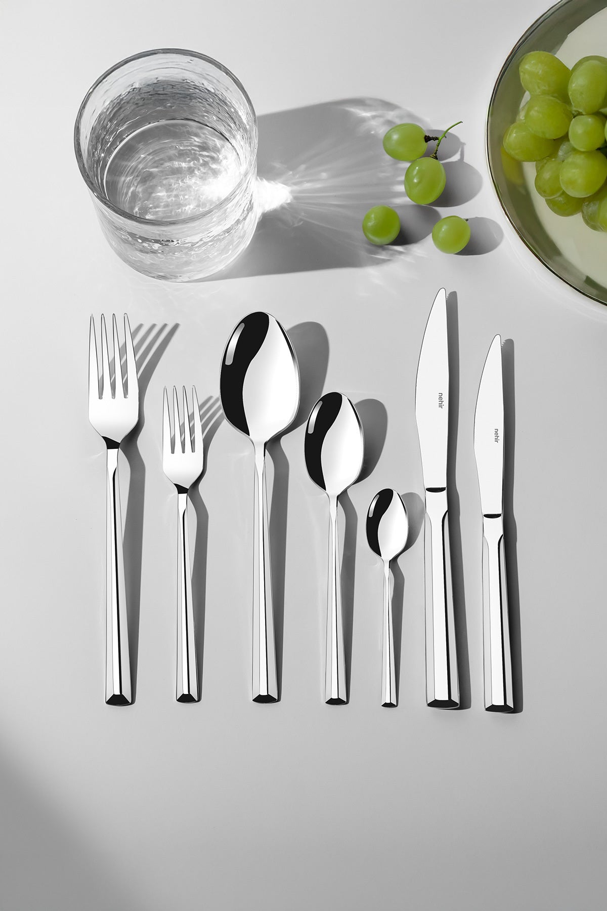 Milano Plain 12 Person 84 Piece Boxed Cutlery Set