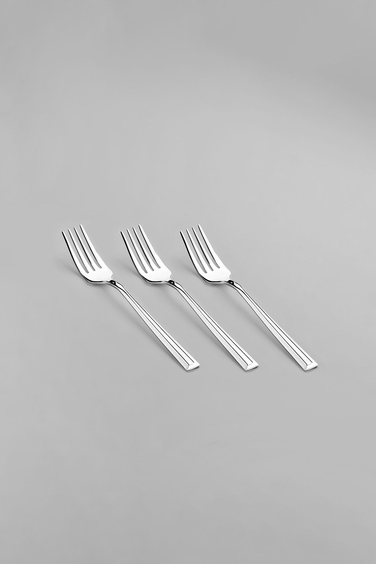 Milano Plain 30-Piece Boxed Cutlery Set for 6 People