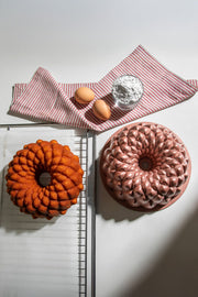 Nove Rose Gold Casting Cake Mold 24 cm