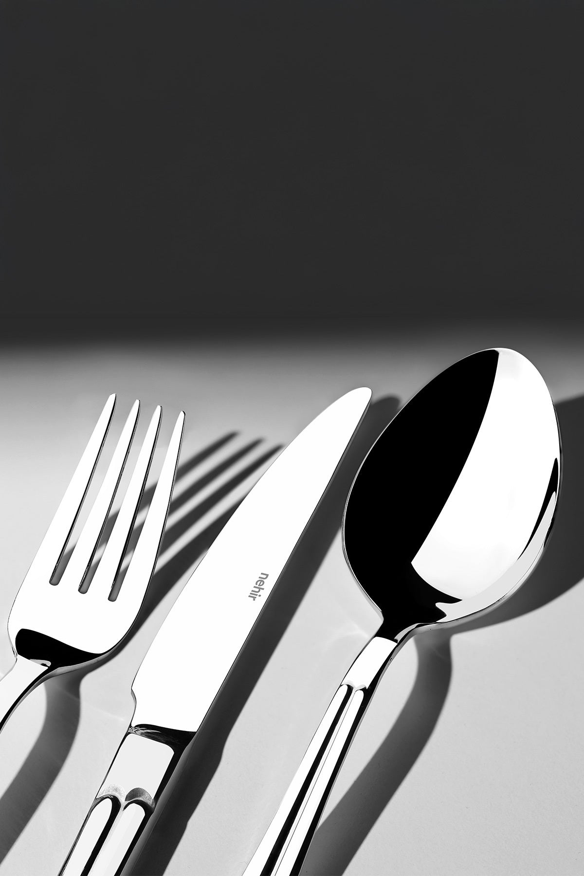 Saray Plain 12 Person 89 Piece Boxed Cutlery Set