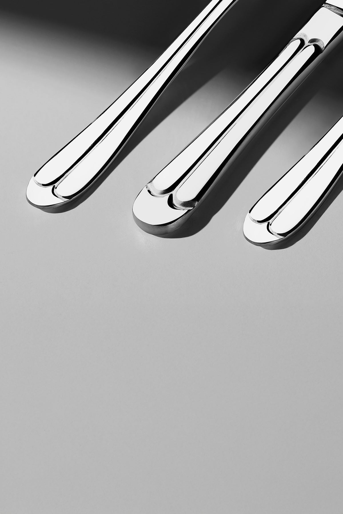 Saray Plain 36 Piece Boxed Cutlery Set for 6 People