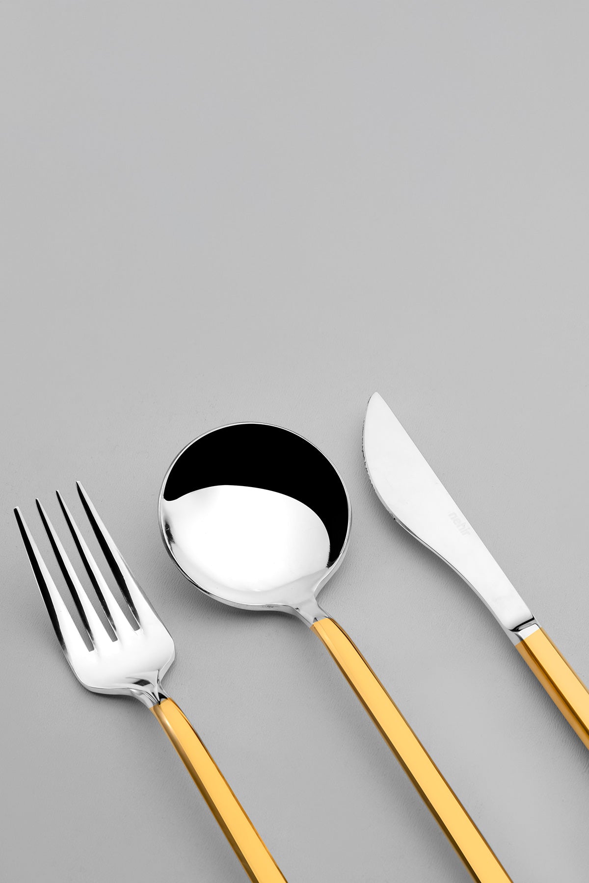 Sofia Gold Plain 12 Person 84 Piece Boxed Cutlery Set