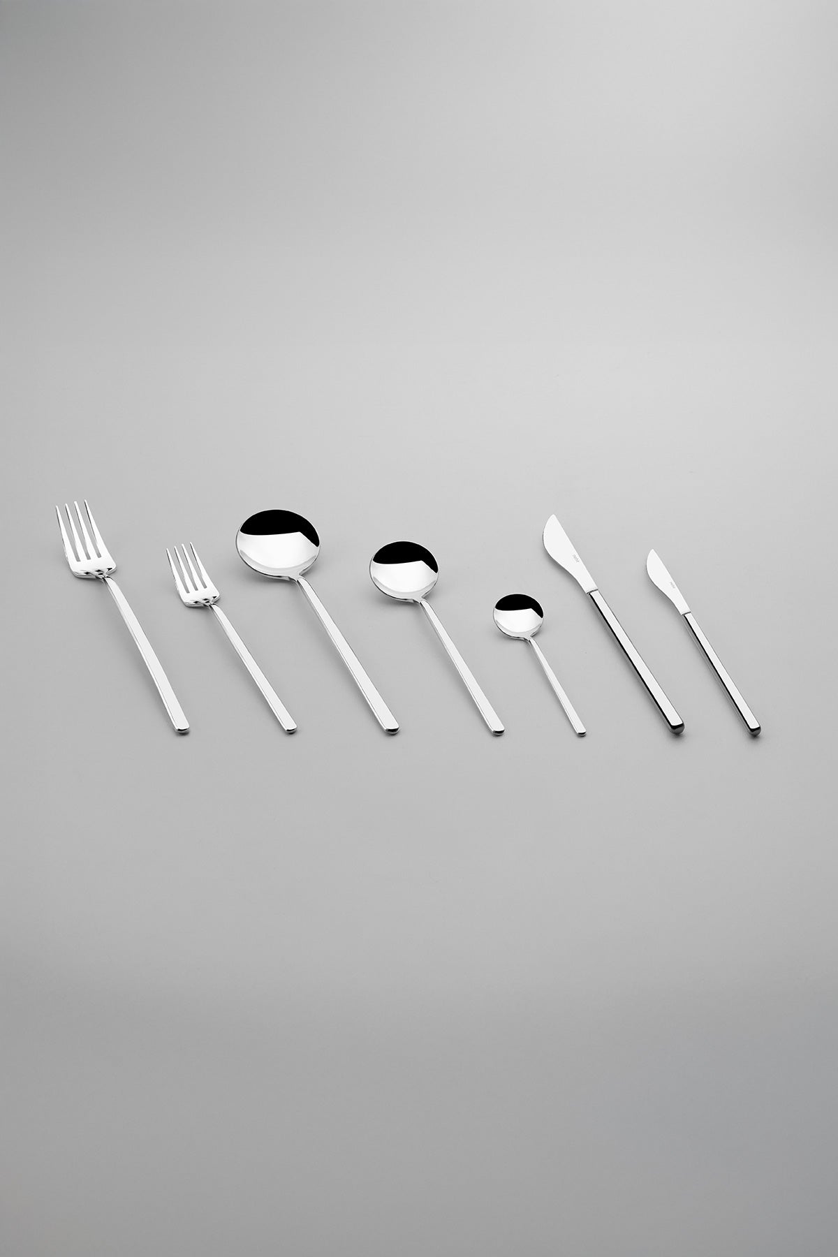 Sofia Sade 12 Kişilik 89 Parça Deri Kutulu Çatal Kaşık Bıçak Takımı