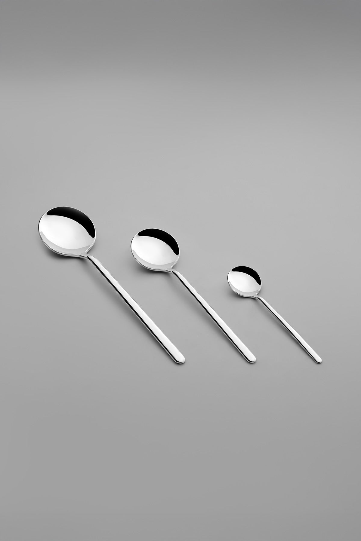 Sofia Plain 12 Person 89 Piece Boxed Cutlery Set