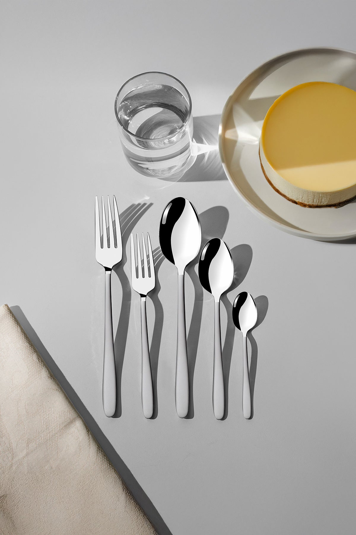 Sultan Satin 30 Piece Boxed Cutlery Set for 6 People