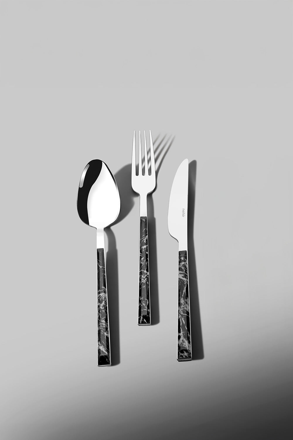 Tulip Siyah 6 Kişilik Mermer Desenli 18 Parça Kutulu Çatal Kaşık Bıçak Takımı
