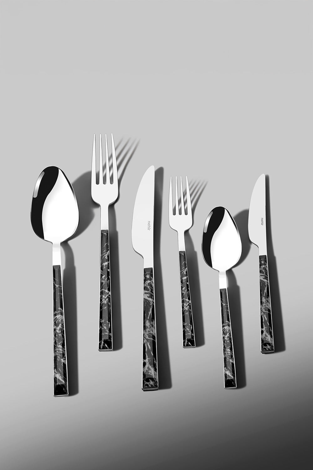 Tulip Siyah 6 Kişilik Mermer Desenli 36 Parça Kutulu Çatal Kaşık Bıçak Takımı